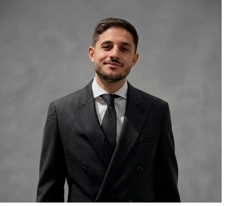 Sergio Mármol, abogado mercantilista para empresas y autónomos en Madrid, Jaén y Almería